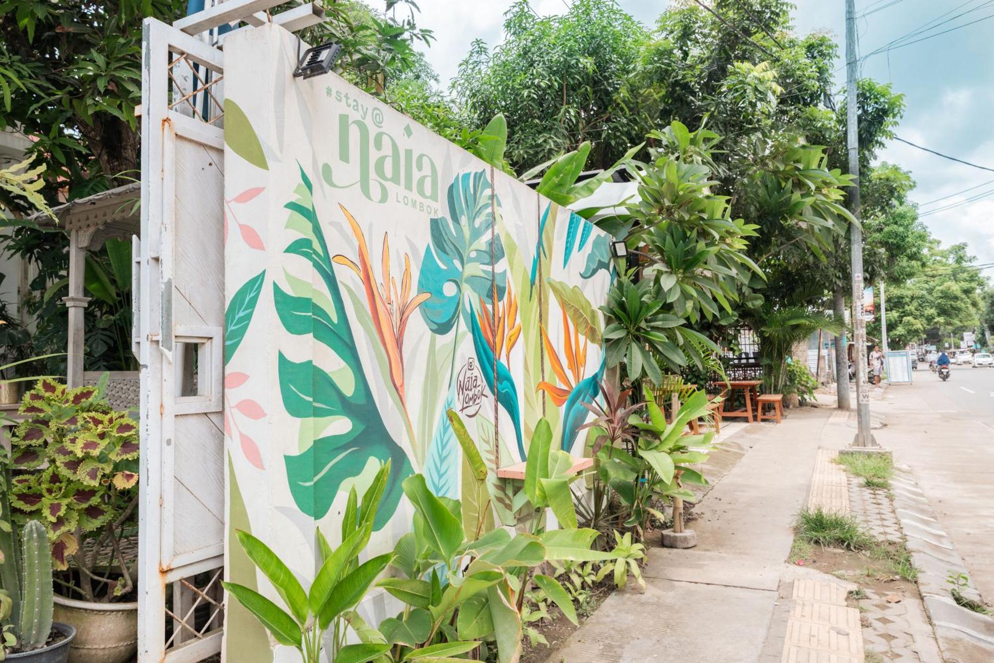 ホテル Naia Lombok Kuta  エクステリア 写真