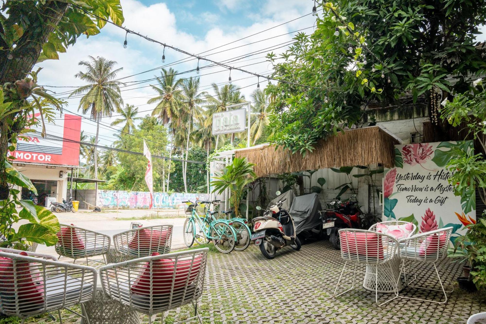 ホテル Naia Lombok Kuta  エクステリア 写真